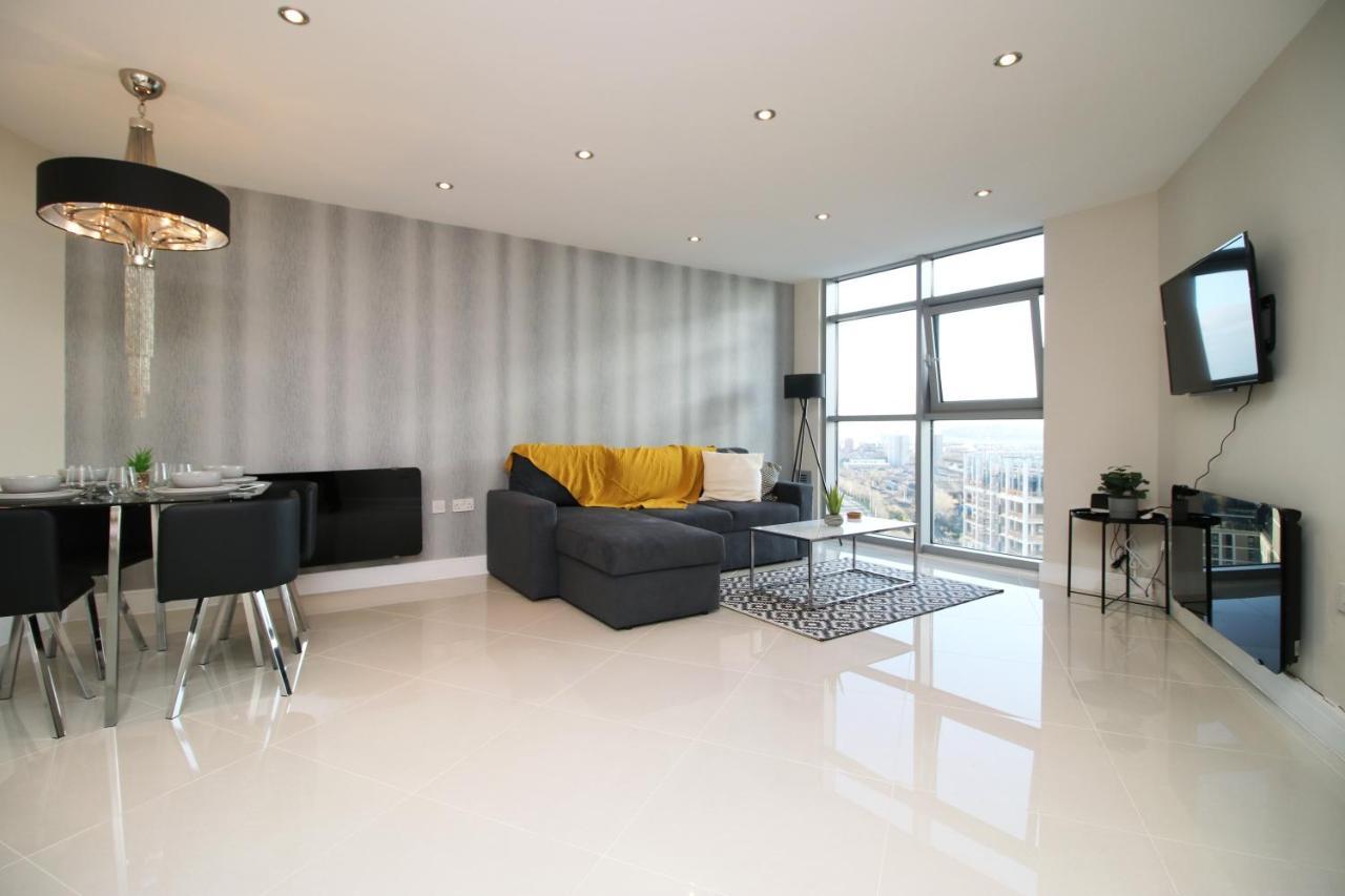 The Skyline - Luxury City Centre Flat With Designated Parking Кардиф Екстериор снимка