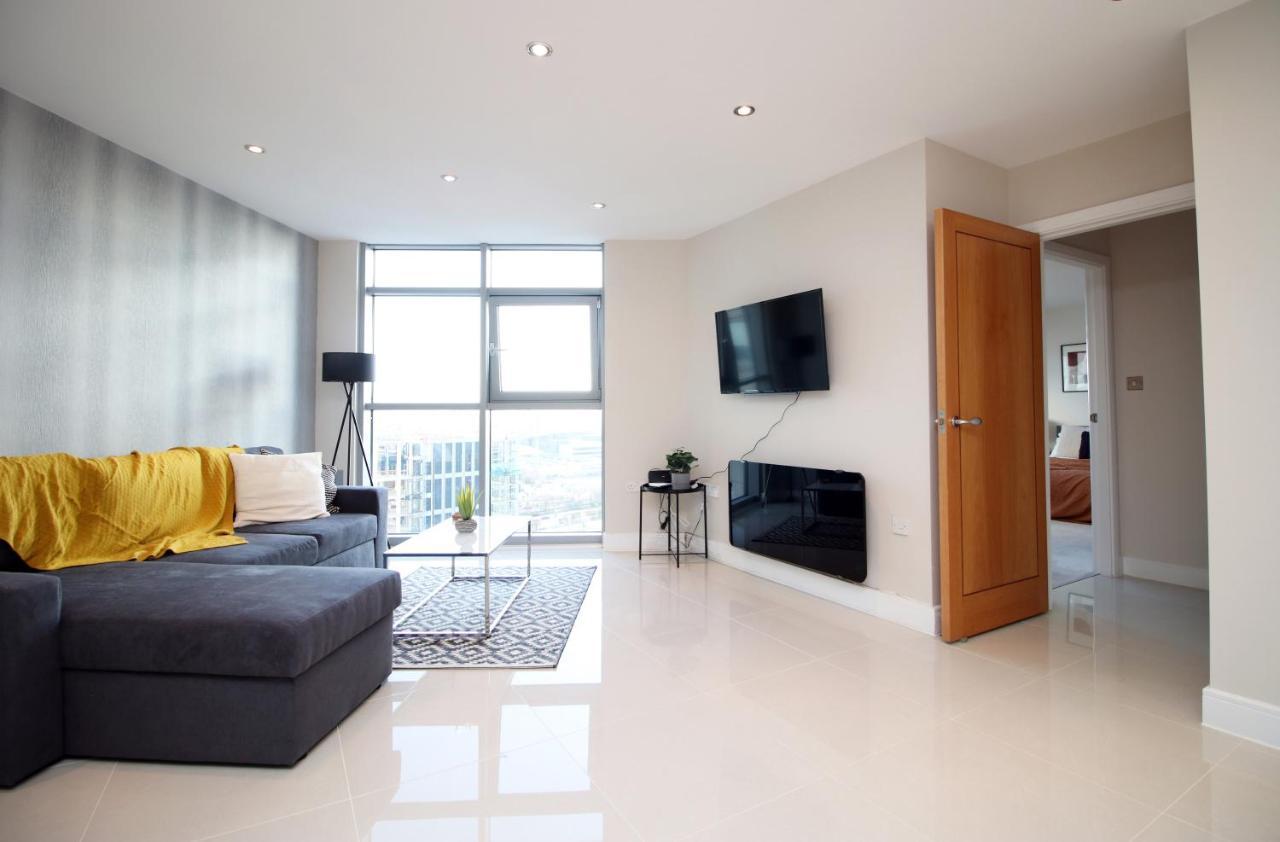 The Skyline - Luxury City Centre Flat With Designated Parking Кардиф Екстериор снимка
