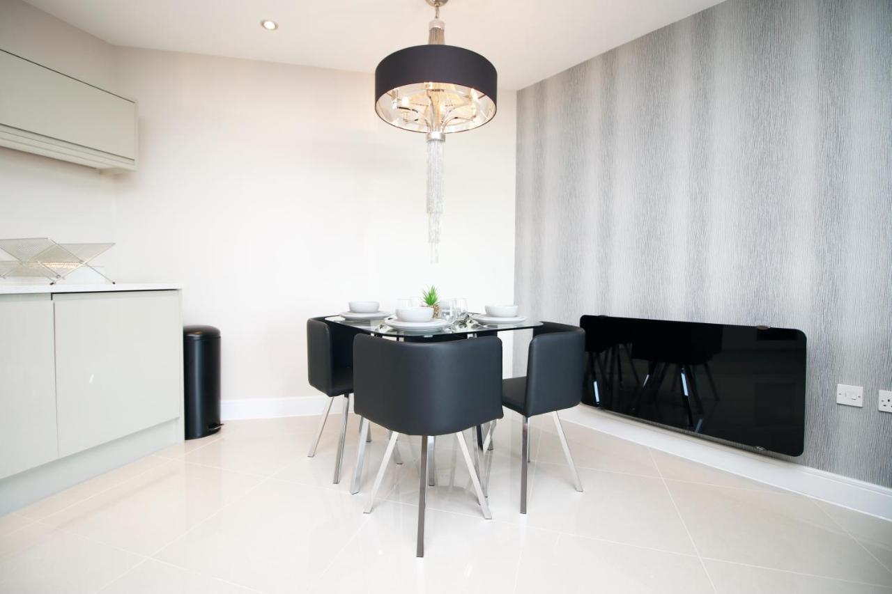 The Skyline - Luxury City Centre Flat With Designated Parking Кардиф Екстериор снимка