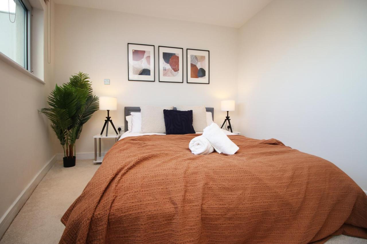 The Skyline - Luxury City Centre Flat With Designated Parking Кардиф Екстериор снимка