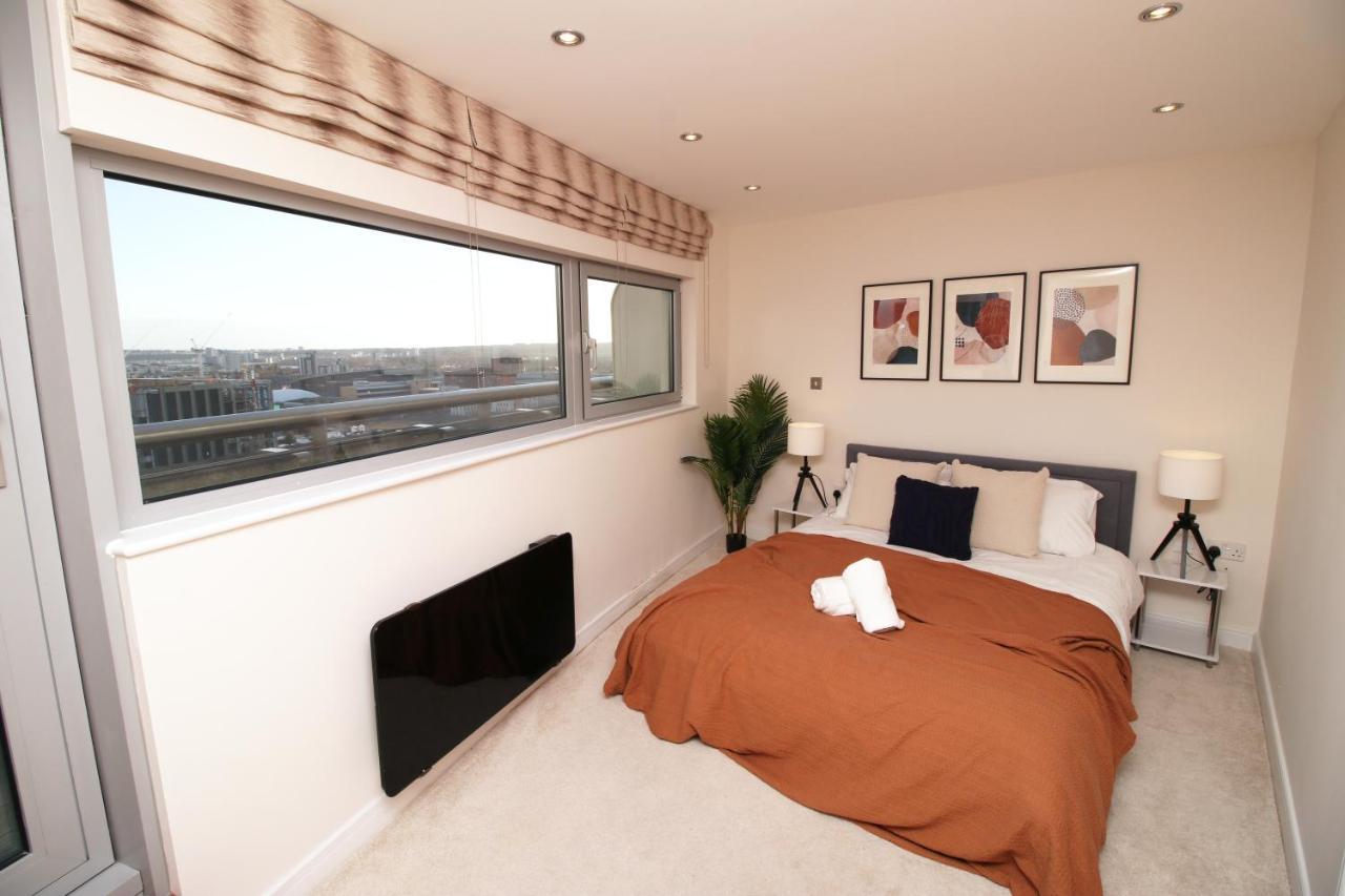 The Skyline - Luxury City Centre Flat With Designated Parking Кардиф Екстериор снимка