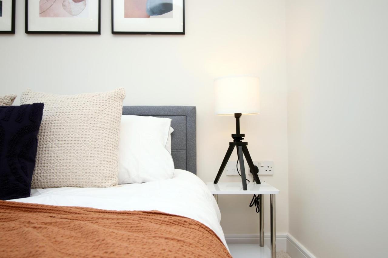 The Skyline - Luxury City Centre Flat With Designated Parking Кардиф Екстериор снимка