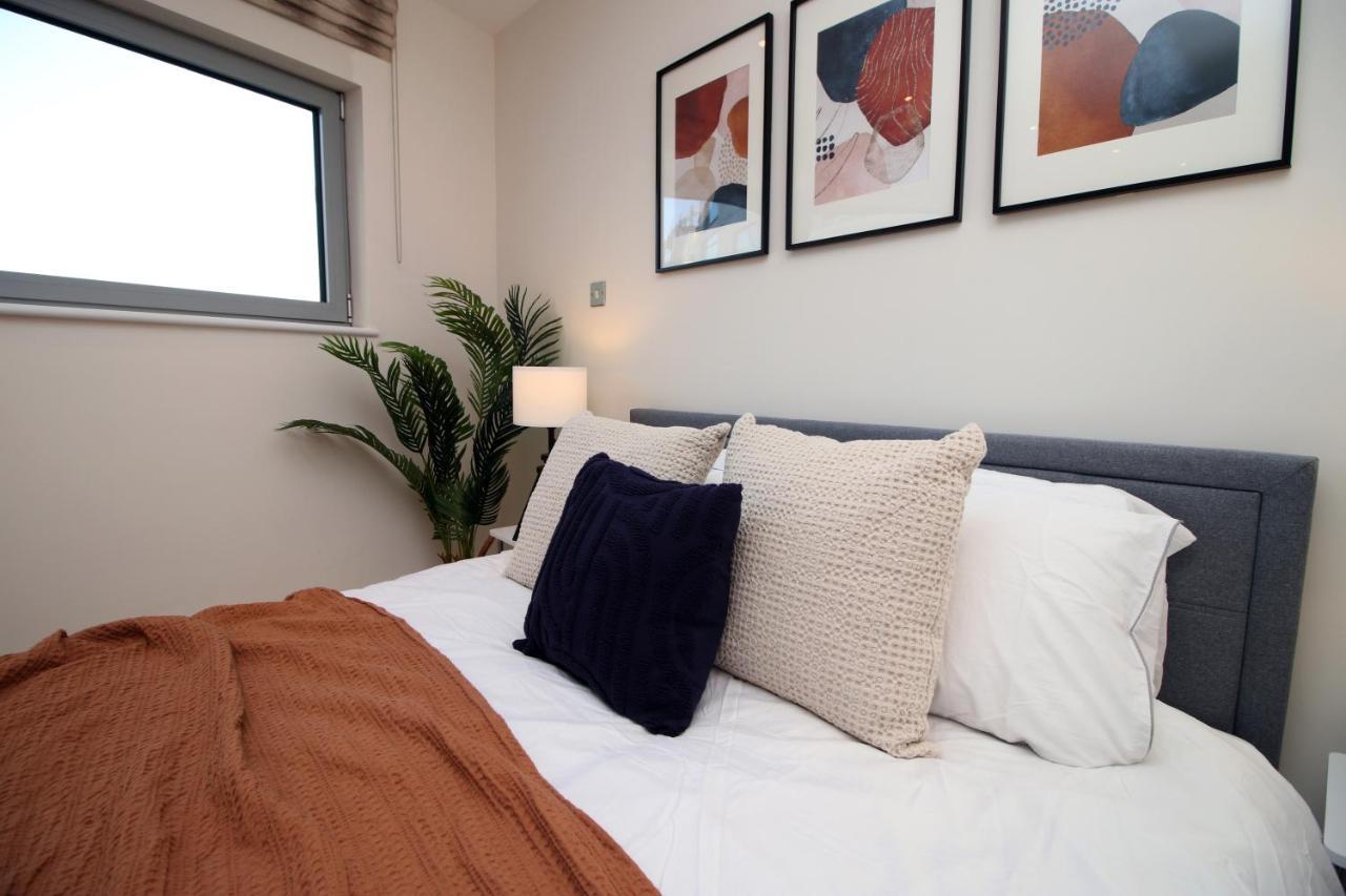 The Skyline - Luxury City Centre Flat With Designated Parking Кардиф Екстериор снимка