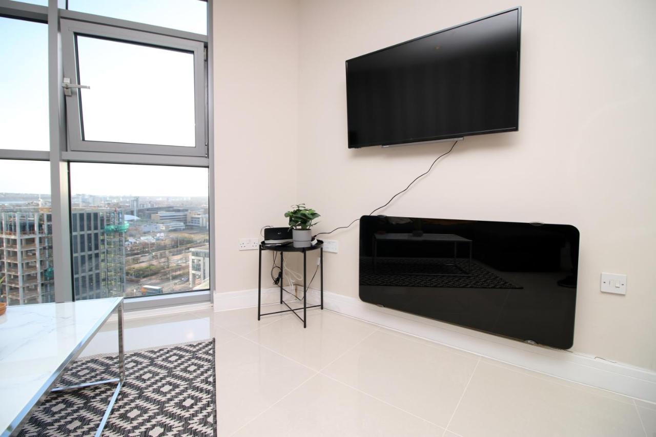 The Skyline - Luxury City Centre Flat With Designated Parking Кардиф Екстериор снимка