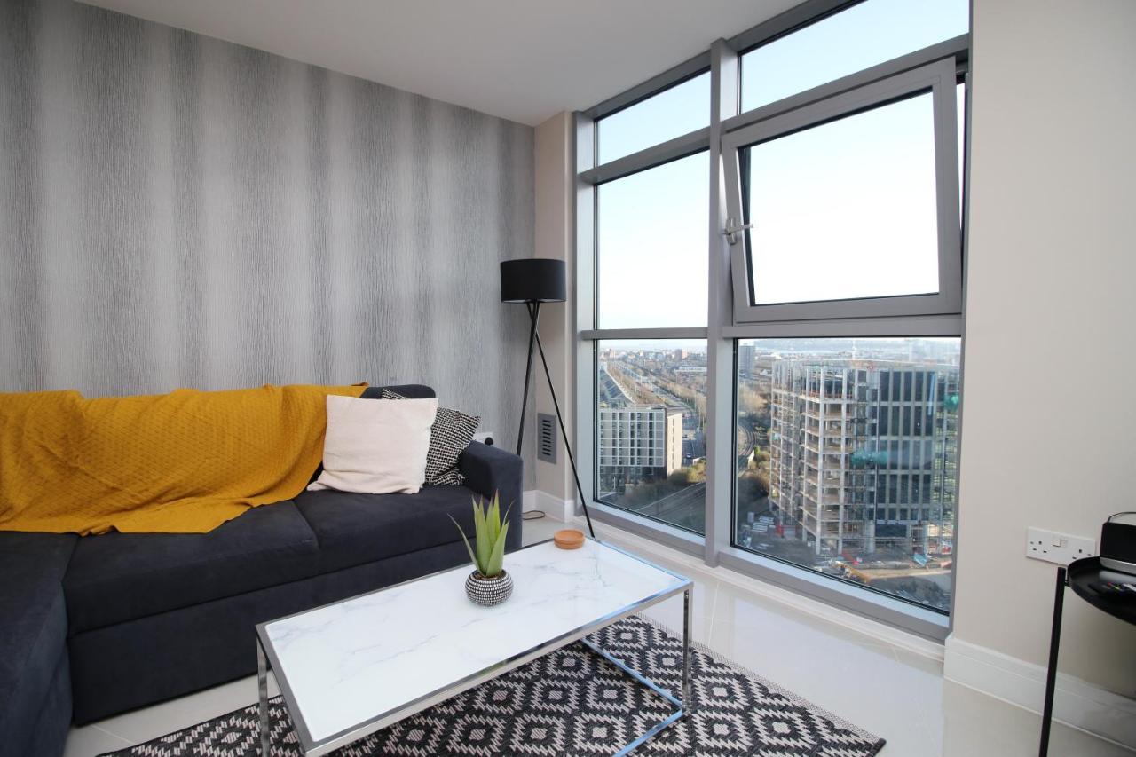 The Skyline - Luxury City Centre Flat With Designated Parking Кардиф Екстериор снимка